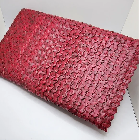 Woven Handmade Envelope Clutch Bag, Small, Maroon - Picture 4 of 4